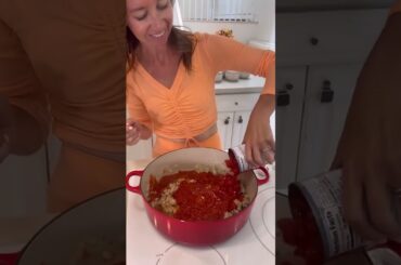 * LASAGNA SOUP RECIPE * This is one of my favorite soups to make in the fall #recipe #momhack #diy