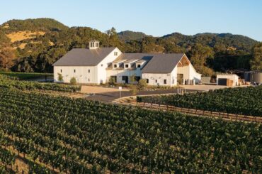 Andy Beckstoffer Stars of Napa Valley Dinner at Arrow & Branch Winery