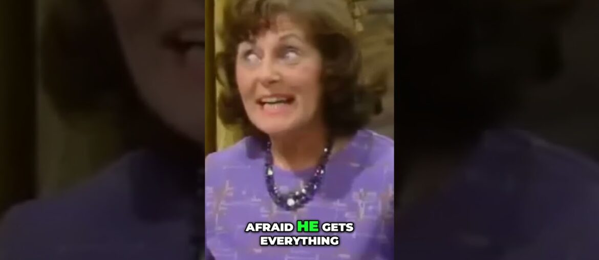 Hilarious Hotel Complaints French Food and Sea View Fails! #fawltytowers #comedy #shorts Hilarious Hotel Complaints French Food and Sea View Fails! #fawltytowers #comedy #shorts