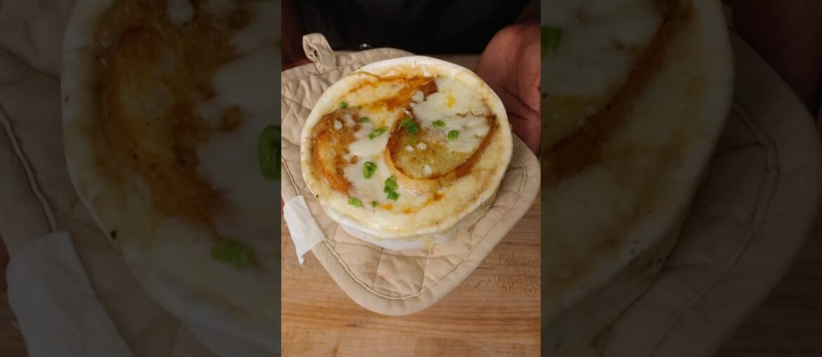 French onion soup #trending #shorts #viralvideo