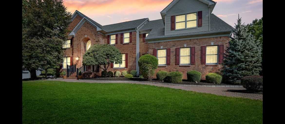 10 Ford Court Montgomery Twp., NJ Real Estate