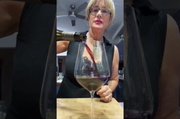 #communard #cassis #redwine #french #cocktail #apertif #cheers #easyrecipe