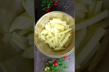 french fries#recipe#shortvideo#streetfood #youtubeshorts#foodieblog#teeandisong#shorts#recipeidea