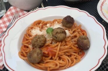 Meatballs with spaghetti in Milan 🇮🇹