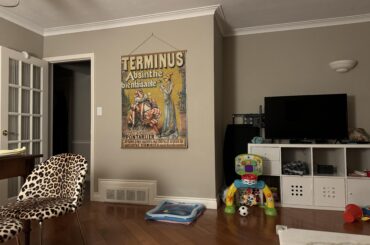 Hang lower or is it right?