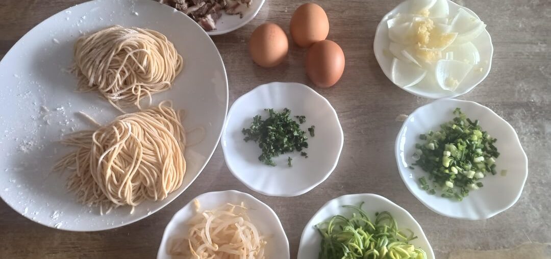 Nouilles sautées aux légumes (Soja et miel)