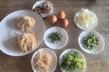 Nouilles sautées aux légumes (Soja et miel)