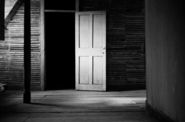 in case of emergency draw a door [louisiana] [1600x1060] [OC]