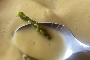 Asparagus soup & garlic flatbreads to fight the flu