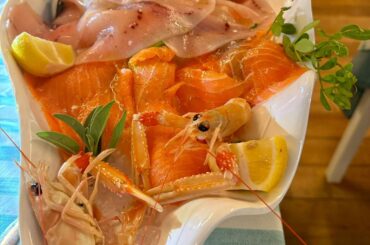 Raw Prawns, salmon and cod