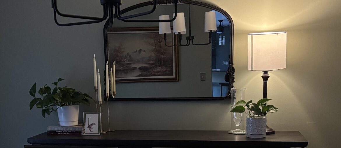 Dining room buffet decor