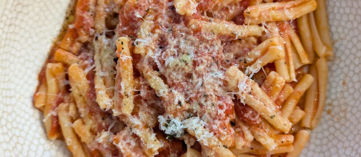 Pâtes sauce tomate maison