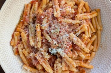 Pâtes sauce tomate maison