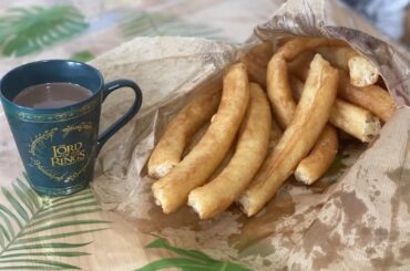 Chocolate con churros for breakfast