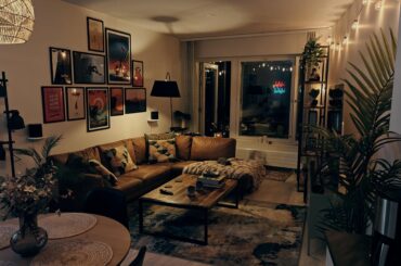 Cozy apartment in Helsinki, Finland [OC] [4096x2304]