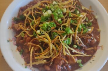 Pork and beans tomato stew w/ sugared & fried noodles