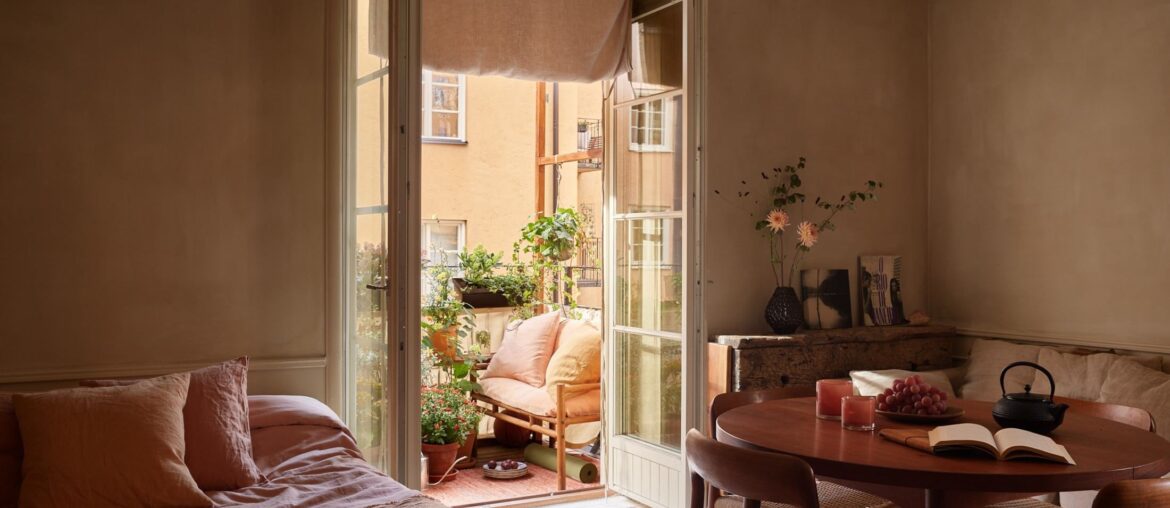 Plaster wall bedroom with a balcony in a 1920s apartment, Södermalm, Stockholm City Centre, Sweden [2200x1650]