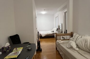 Please help me with my awkwardly large room!