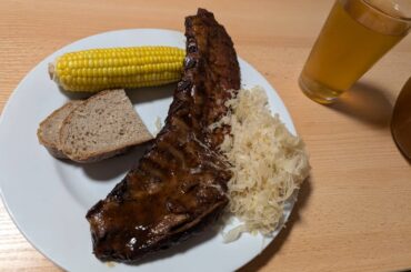 BBQ ribs in povidla sauce