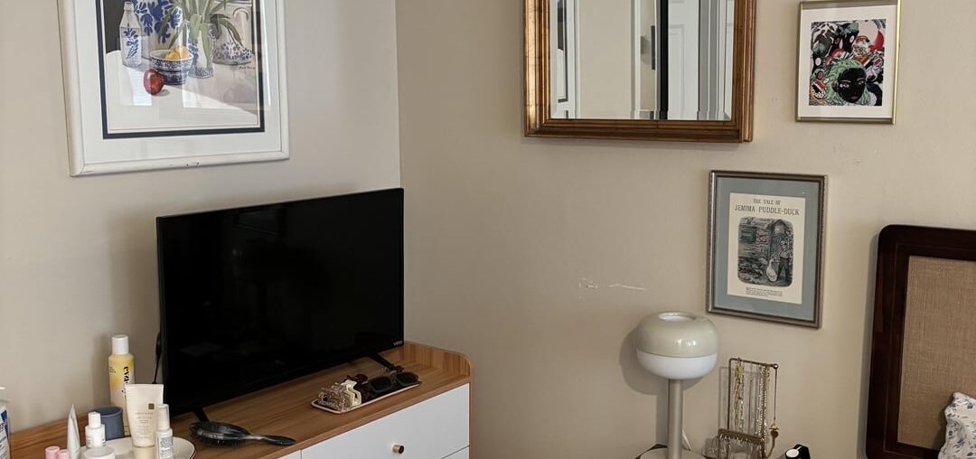 Progress on bedroom & mirror