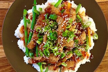 Crispy chicken with green beans and sweet-chili sauce