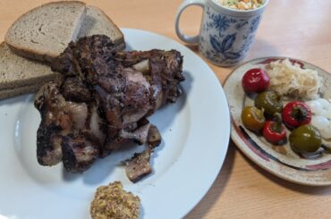 Pork knucke and fixings