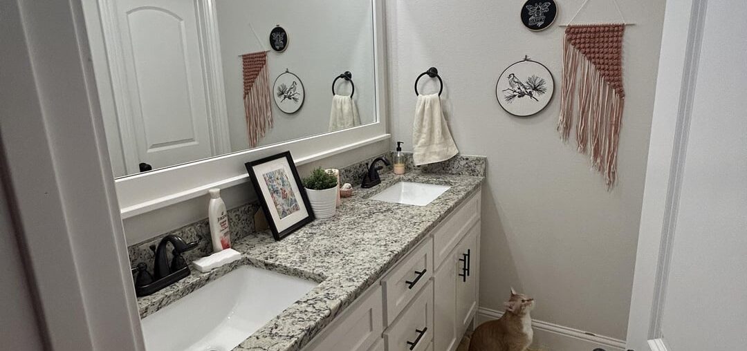 Help! I’m bored of my guest bathroom