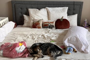 How can I make my bed look like a “hotel”?