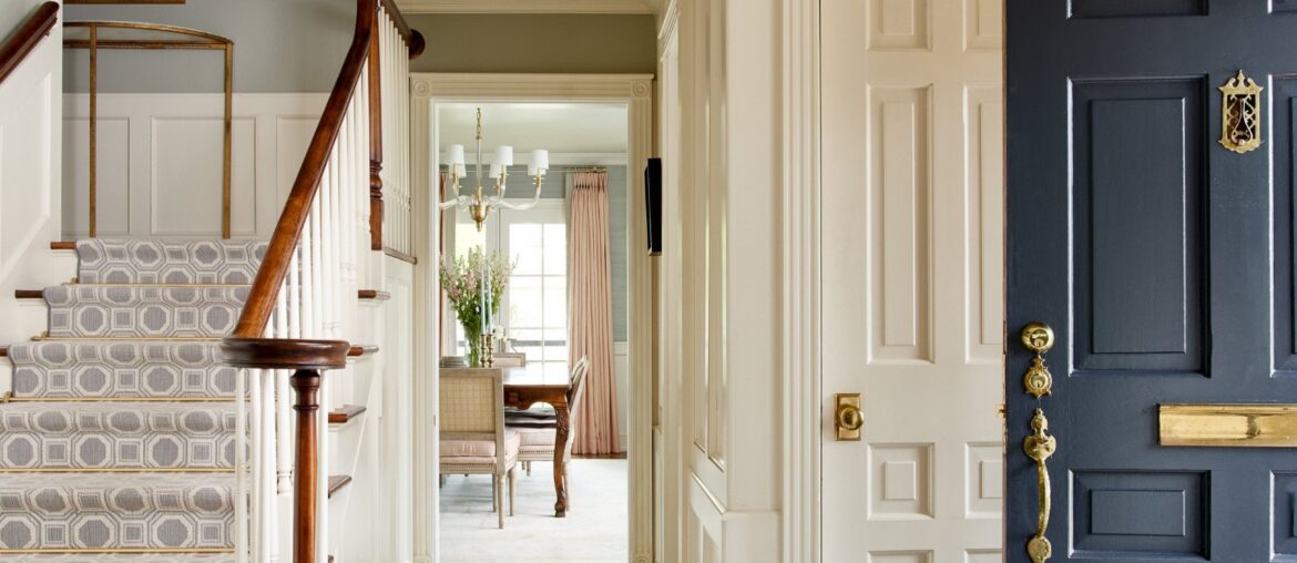 Checkered floor hallway, Oklahoma City, Oklahoma [2160x3238]