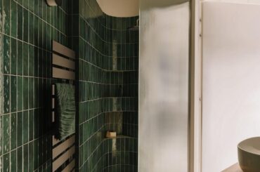 Bathroom of an apartment in Wrocław, Poland. [1439x1436]