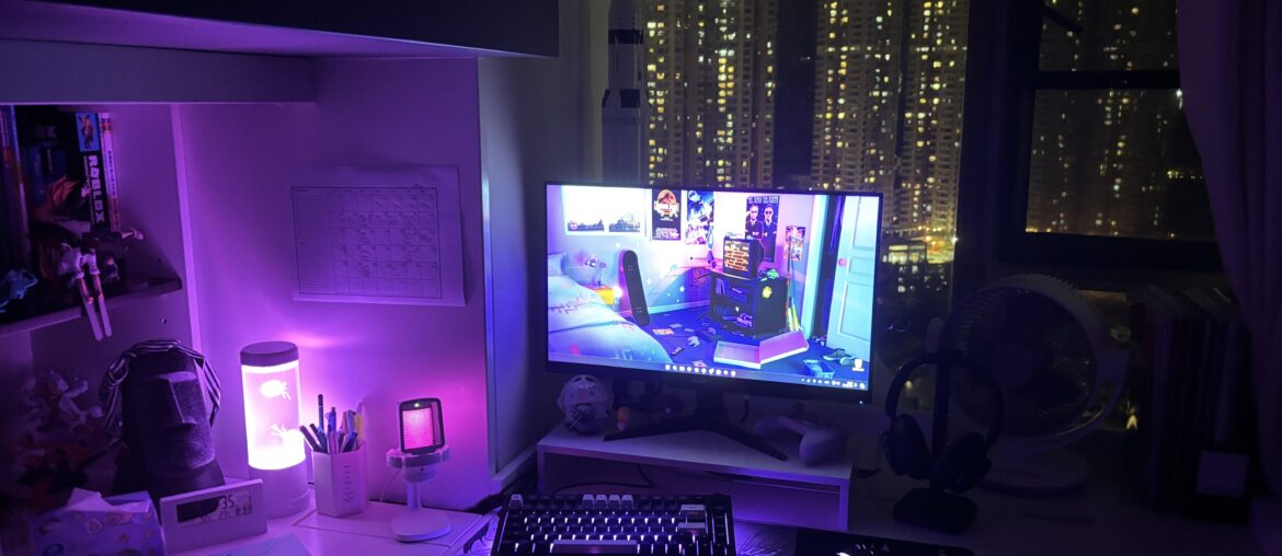 Any tips on improve my gaming set up? I need to fill up the back and right side of my monitor