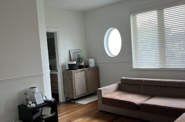 I hate my empty living room!