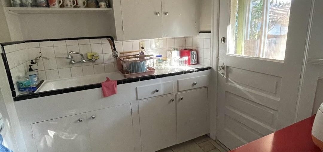 This is probably not everyone’s style but I wanted to lean into the vintage aspects of my home!