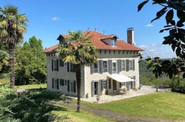Superbe Manor House & Converted Barn, Jurancon Wine Region | #French Character Homes