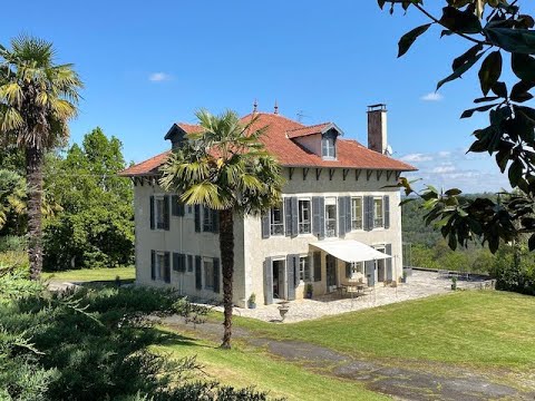 Superbe Manor House & Converted Barn, Jurancon Wine Region | #French Character Homes Superbe Manor House & Converted Barn, Jurancon Wine Region | #French Character Homes