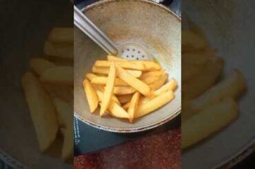 French fries #food #cooking #maa #foodies #recipe #youtubeshorts #youtube #viralvideo #viralshorts
