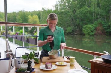 Everyday Gourmet with Justine Schofield Featuring La Belle Epoque | Steak Frites