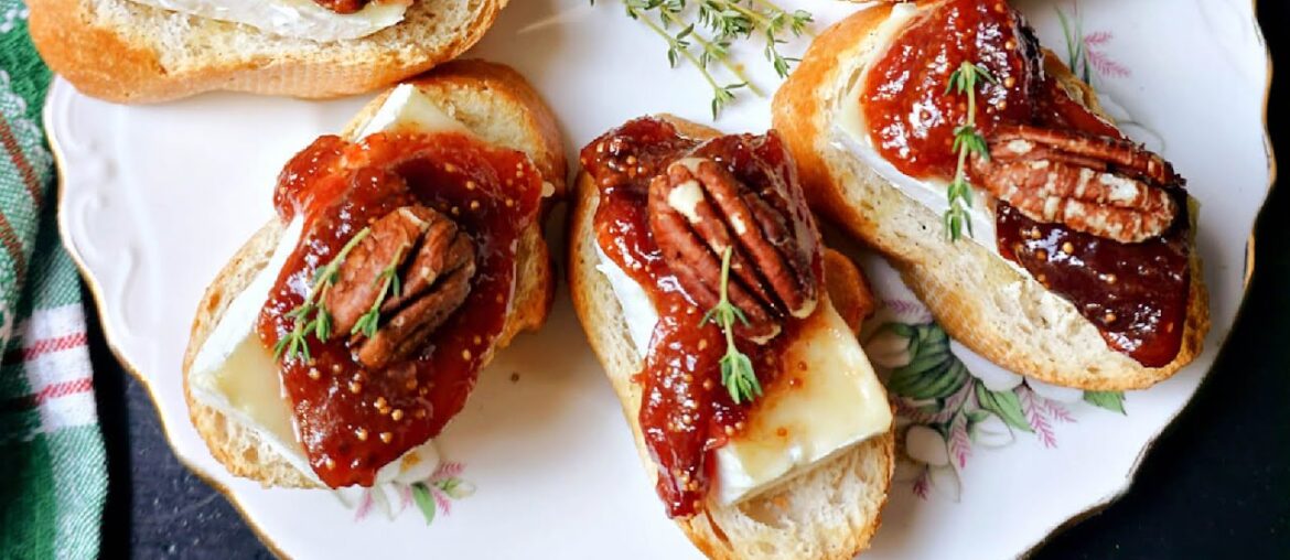 Brie and Fig Jam Crostini Brie and Fig Jam Crostini