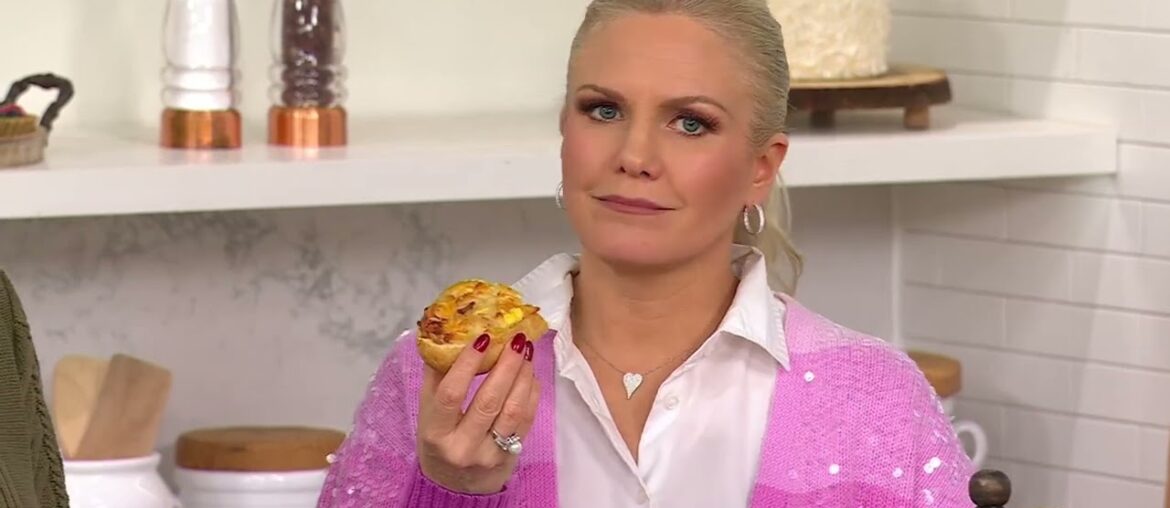 Riccardo’s 8-ct Single-Serve French Bread Breakfast Pizza on QVC Riccardo's 8-ct Single-Serve French Bread Breakfast Pizza on QVC