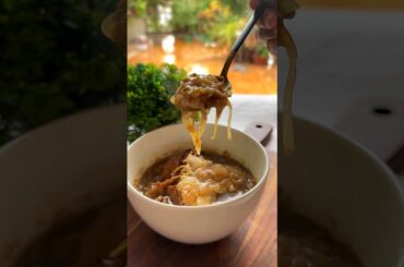 Cozy Rainy Day Recipe: How to Make French Onion Soup by Masterchef Oindrila Bala #uniquerecipe