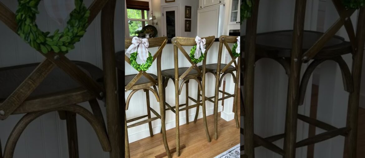 Cozy Cottage Style Dining Room Cozy Cottage Style Dining Room