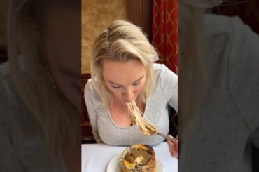 It’s FRENCH ONION SOUP WEATHER and Amber Steakhouse in Brooklyn NYC has a great one! #DEVOURPOWER