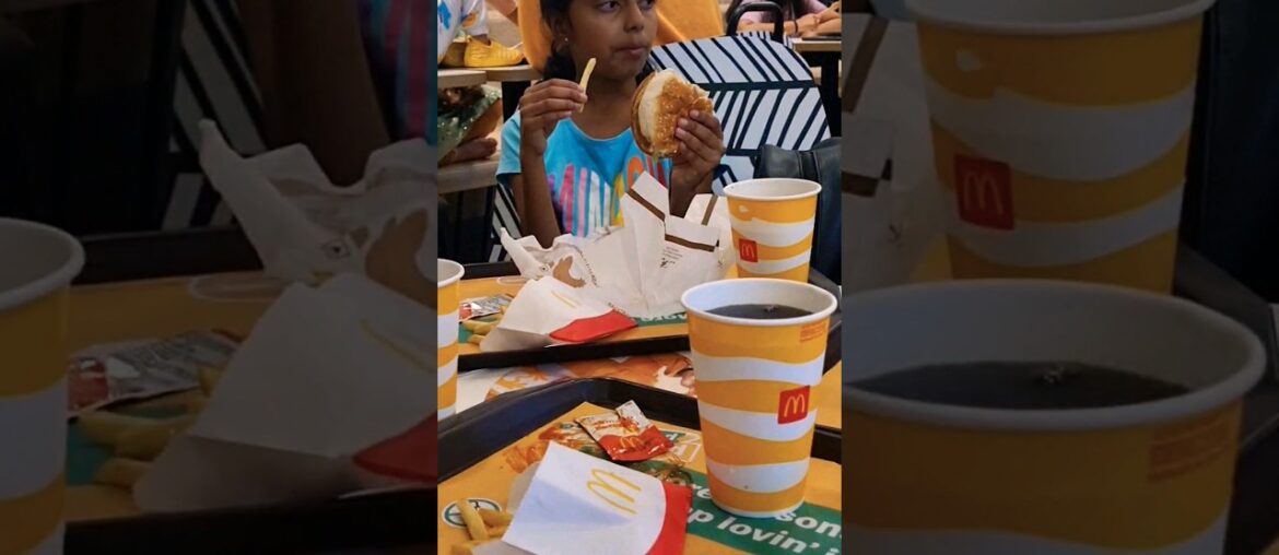 Pizza maniacs  #pizzamania #burgers #foodies #junkfood #gourmet #foodie #delicacy #foodlover #shorts