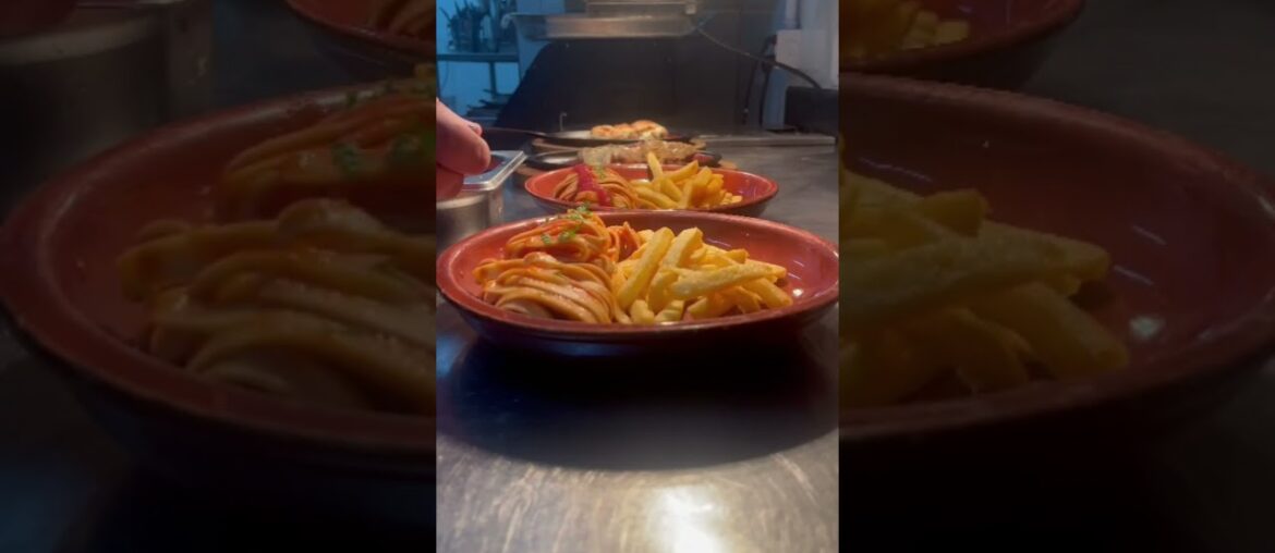 #shorts #shortsvideo #restaurant #chefslife #cheff #food #foodlover #chefstime #shorts #shortsvideo #restaurant #chefslife #cheff #food #foodlover #chefstime