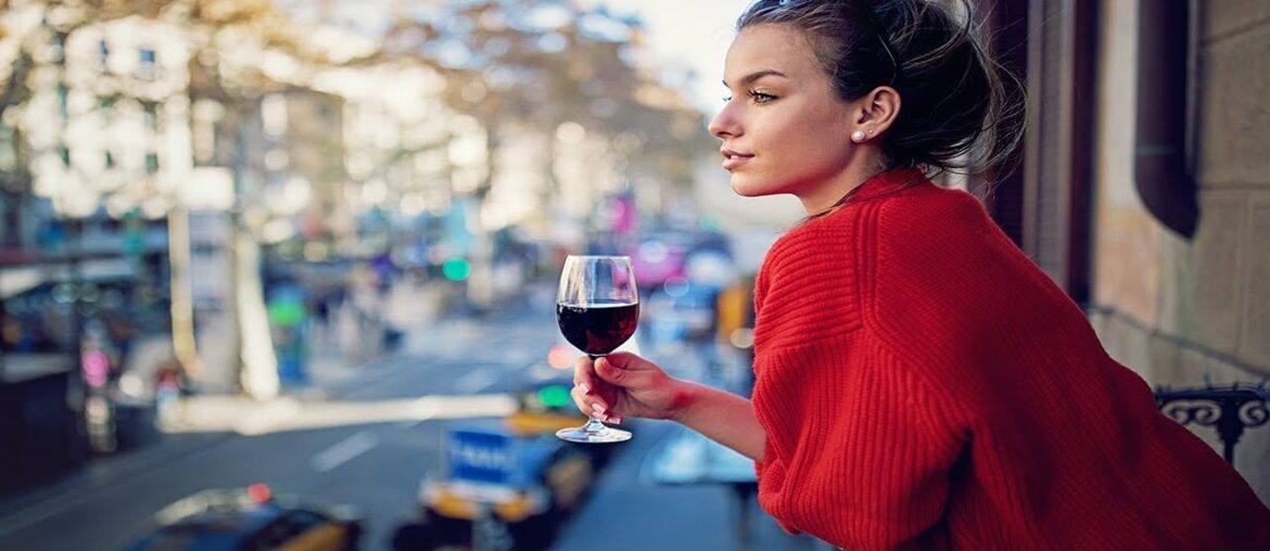 How to Order Food and Wine the Parisian Way