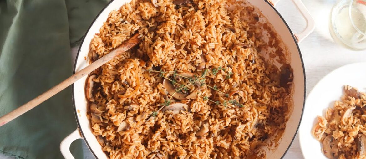 Earthy One-Pan French Onion Rice Recipe Earthy One-Pan French Onion Rice Recipe