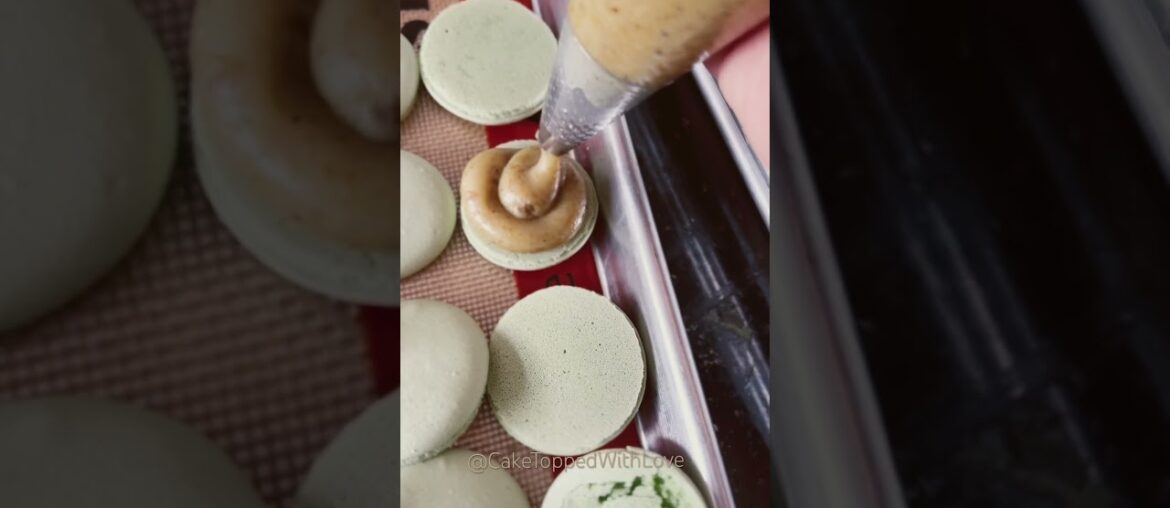 Pistachio French Macarons Recipe #frenchmacarons #macaron #macaronrecipe #pistachio #dessert #shorts