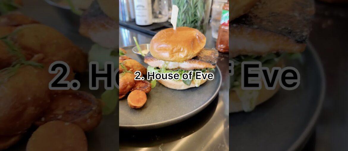 Casual and relaxed dining spots in Seattle for a date night #seattlelife