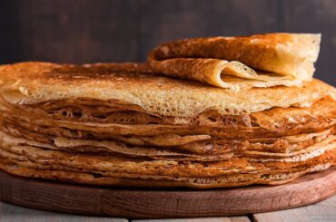 The secret to delicious THIN PANCAKES! A chef from France taught me.