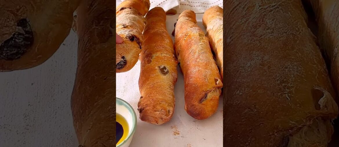How to Make a Perfect Baguette with Olives | Easy French Bread Recipe How to Make a Perfect Baguette with Olives | Easy French Bread Recipe